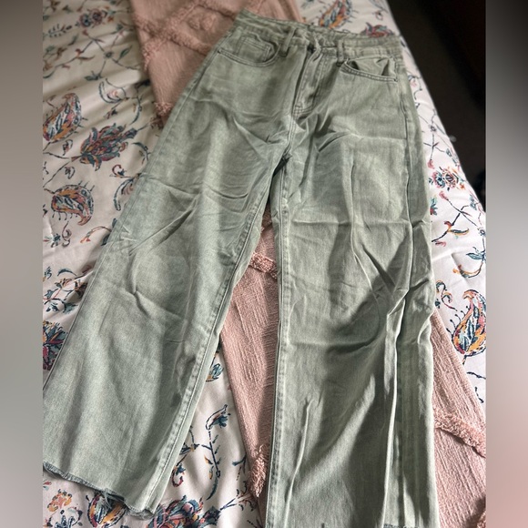 Jeans - Picture 3 of 5